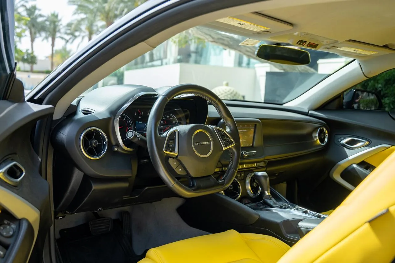 Chevrolet Camaro - 4